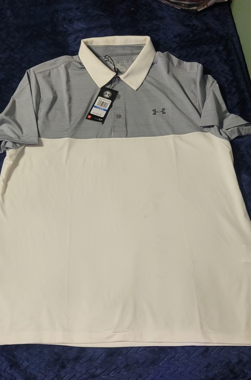 Under Armour Men’s Two-Tone Polo — Heatgear, Light Gray and White, Size XL, NWT